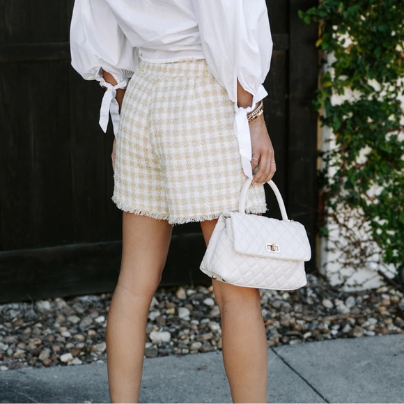 VICI | Paige Tweed Pocketed Shorts - Picture 4 of 6